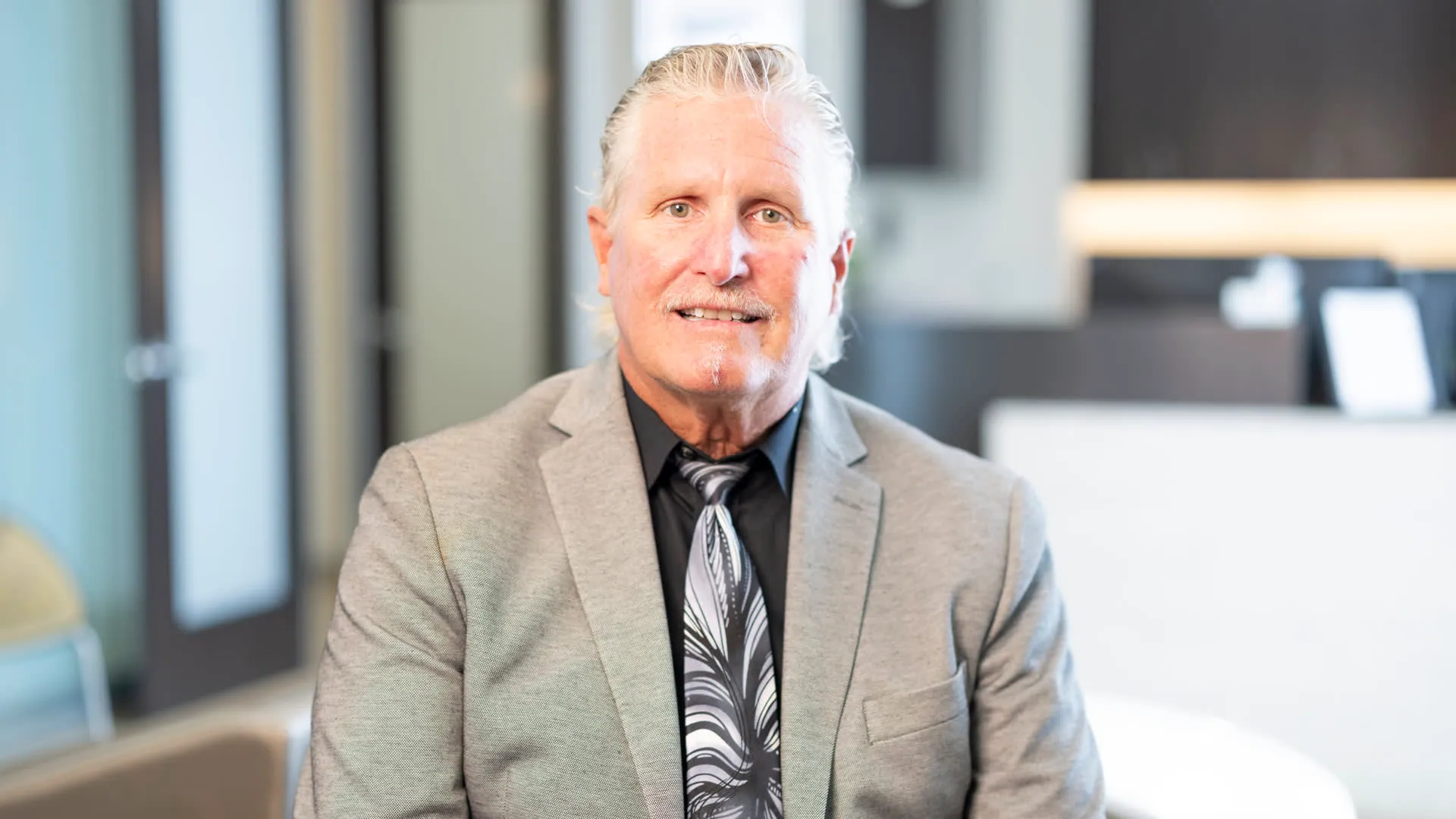 Dr. C. Mark Keen, DDS, a referring provider, sharing a review of Inland Institute