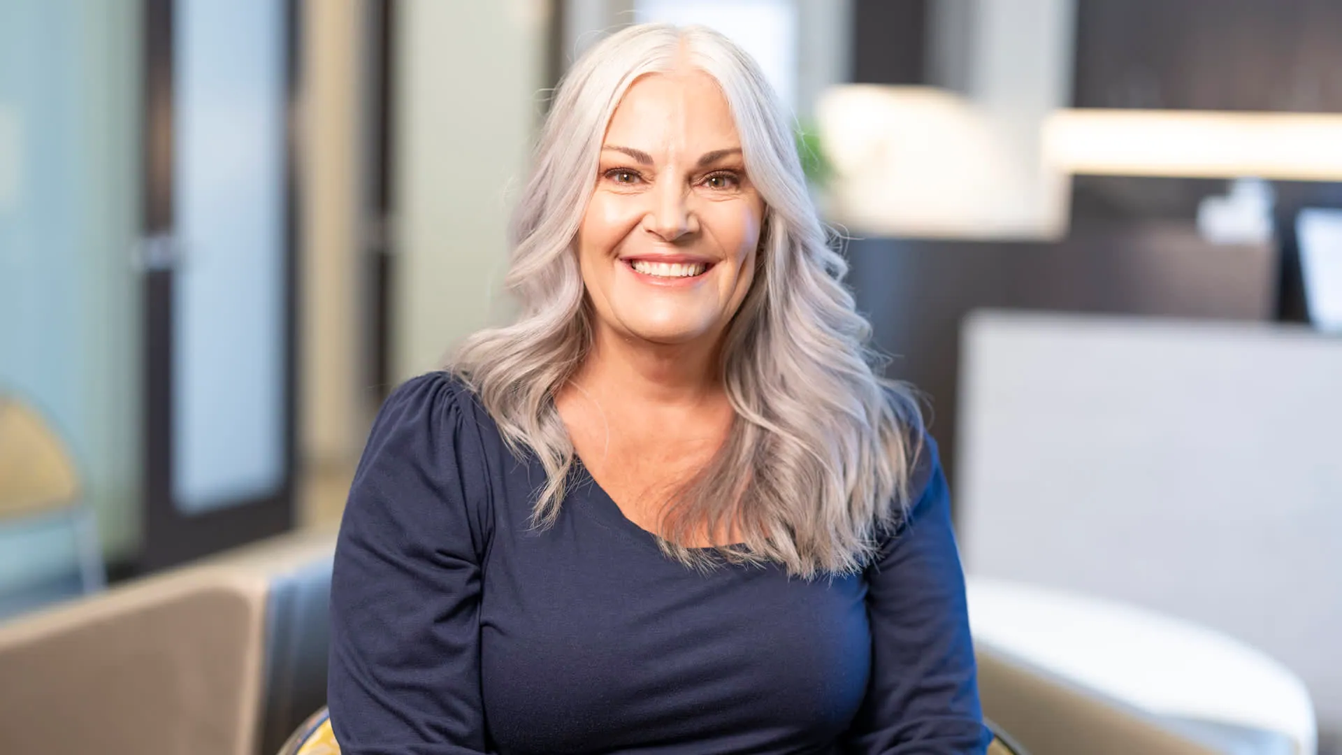 Tina, a skin resurfacing patient, sharing her experience