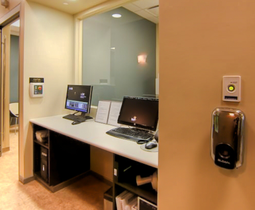 Dr gilbert office image 14