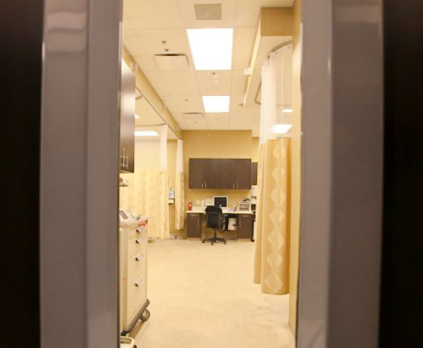 Dr gilbert office image 16
